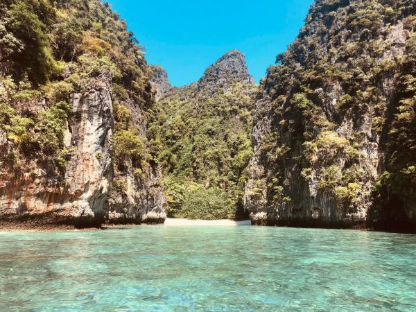 New shades of thialand