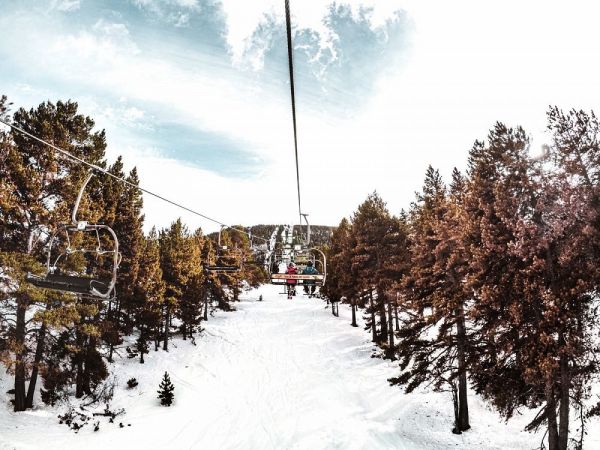 Op skivakantie met het hele gezin 05