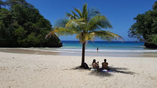 2 frenchmans cove jamaica