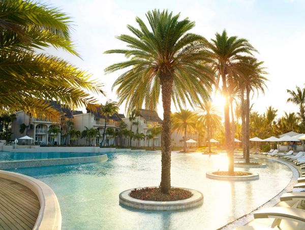 Lux Belle Mare Architecture 00134 v1 RGB