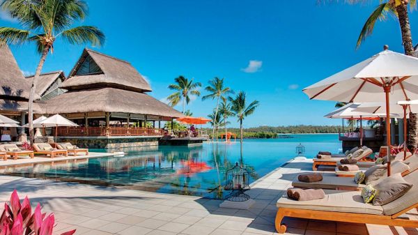 Constance Le Prince Main Pool03