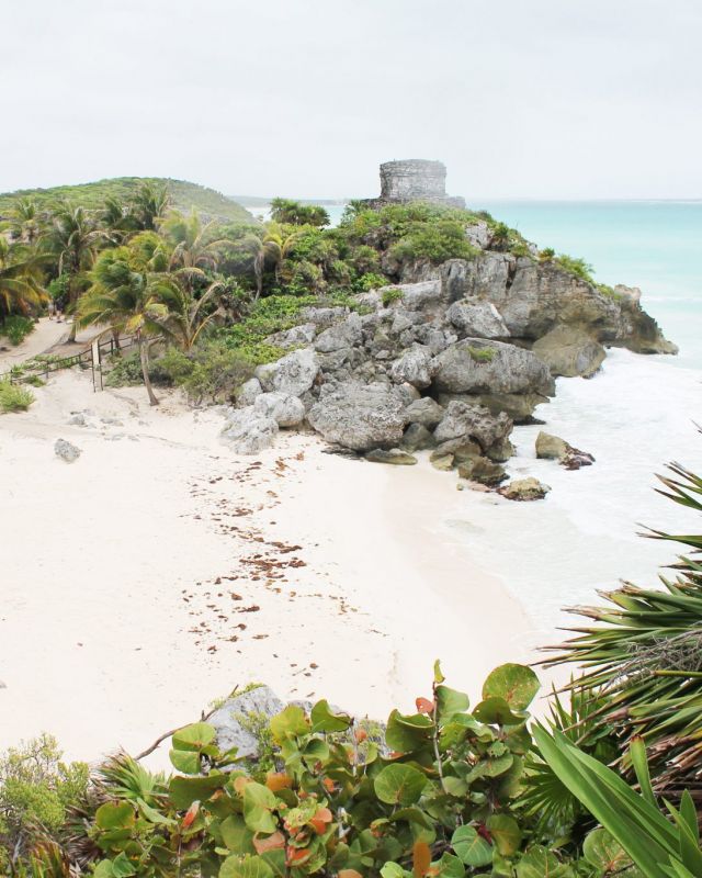 Travel expert couverture