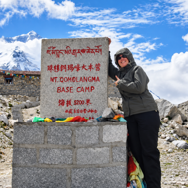 Basecampportret bij de Mount Everest