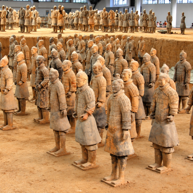 Terracottaleger in het museumcuntegn